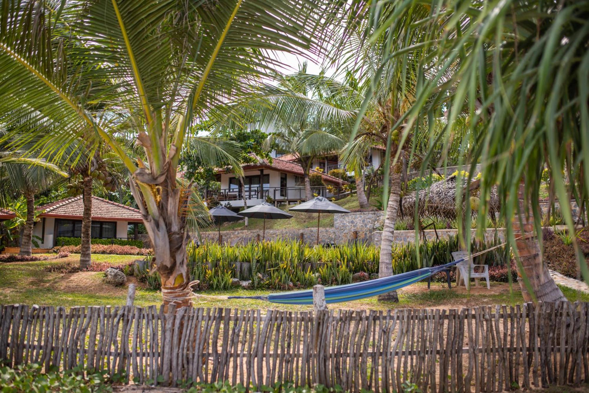 Hotel Omia Tangalle Exterior foto