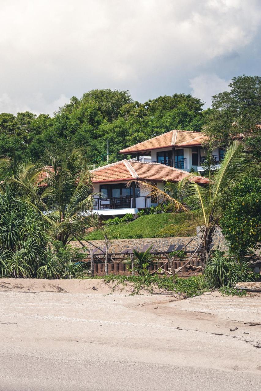 Hotel Omia Tangalle Exterior foto