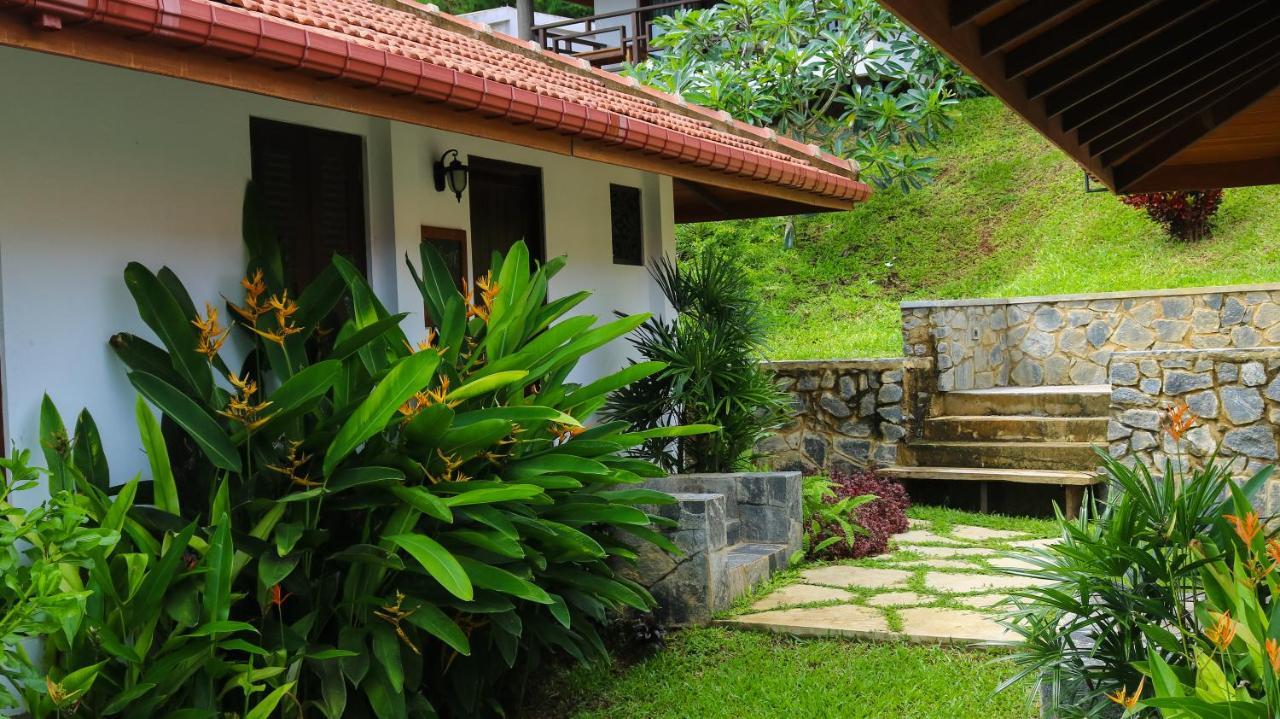 Hotel Omia Tangalle Exterior foto